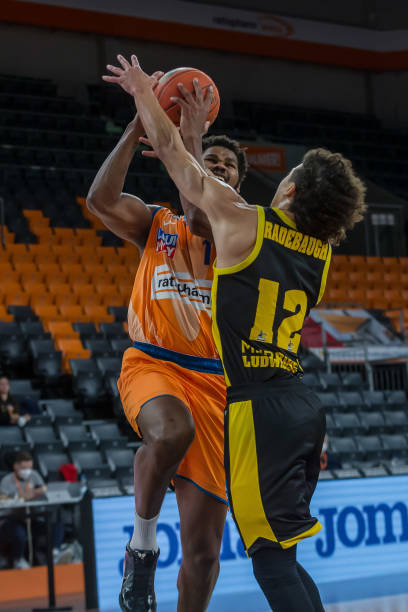 仅震动了C 仅震动了C