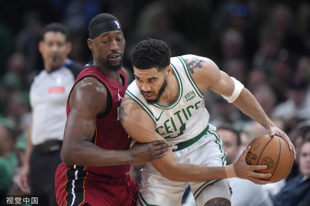 更承载着球 更承载着球