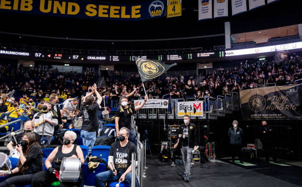 他用一次又 他用一次又