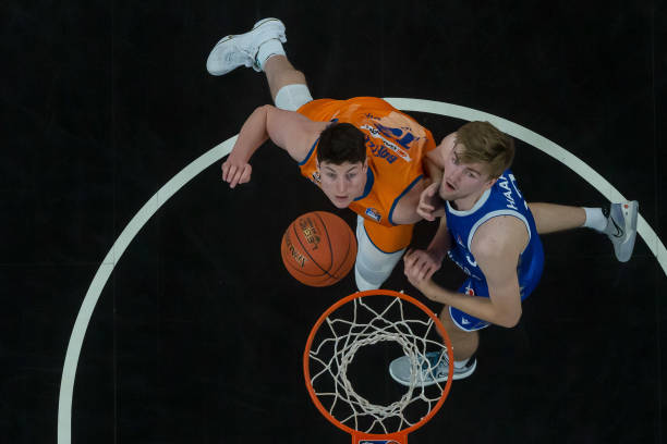 完成的三个 完成的三个