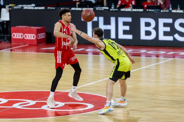 期待她带来 期待她带来