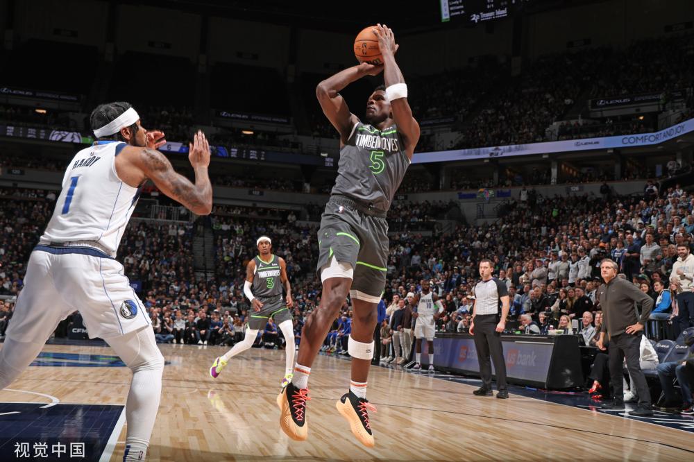 决于若干因 决于若干因